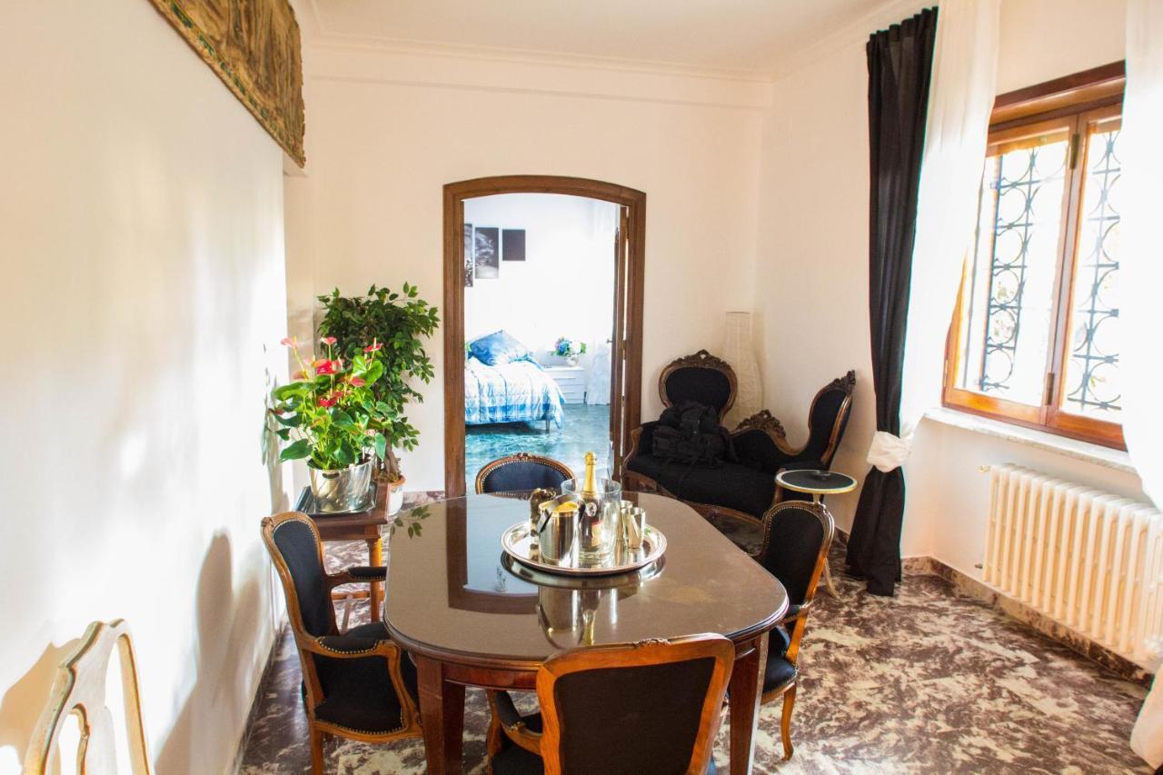 Vatican House Apartment Рим Номер фото